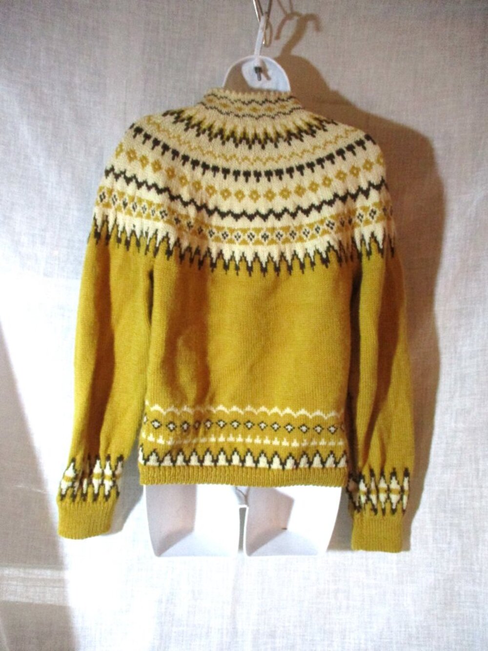 Vintage Fair Isles Knit Sweater Cardigan M Ethnic Silver Button Mustard Yellow - Picture 4 of 5